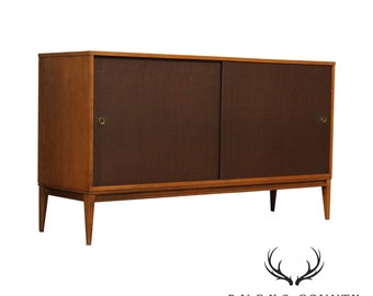 Paul McCobb Mid Century Modern Planner Group Sliding Door Credenza Sideboard