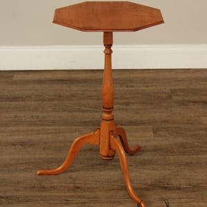Eldred Wheeler Queen Anne Style Maple Pedestal Candle Stand