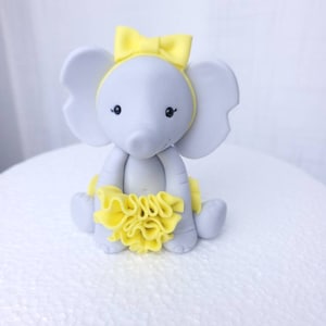 Fondant Elephant with YELLOW tutu & bow dark gray topper