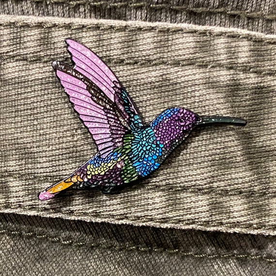 Sparkling Hummingbird Hand-Embroidered Brooch Pin Sparkling Hummingbird Hand-Embroidered Brooch Pin
