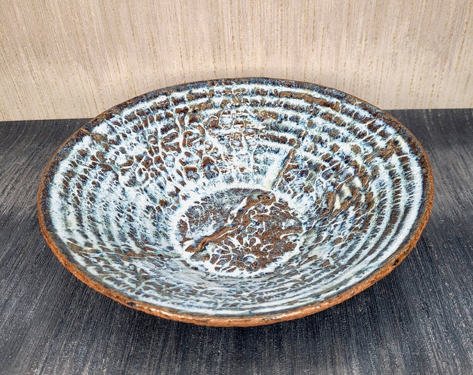 Medium crackled fruit bowl.