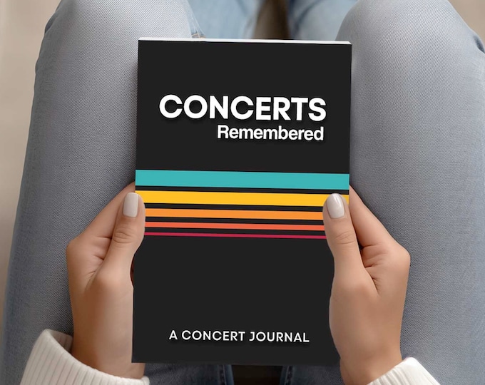 Concert Journal | Track Favorite Concerts | Music Diary and Logbook (Paperback)