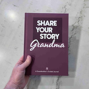Grandmother&#39;s Life Story Journal: Guided Memory Book, Legacy Gift