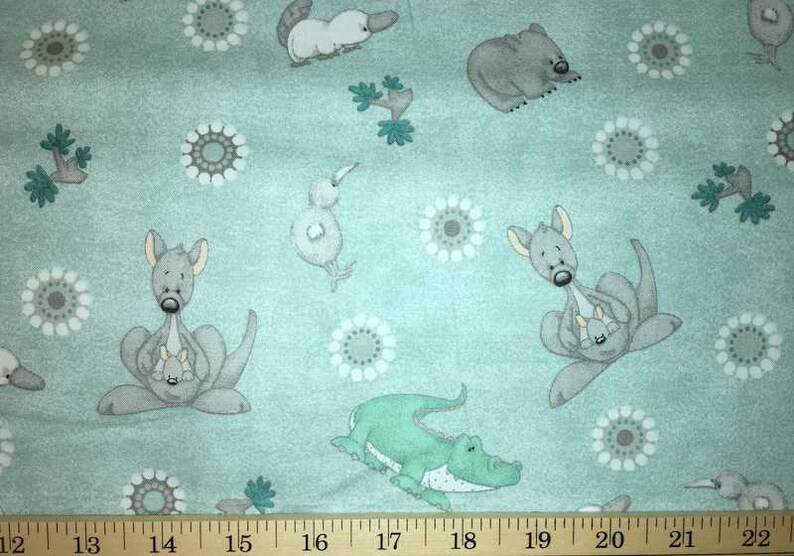 Animal Patch Down Under Australia Kangaroo Crocodile Koala Cotton Fabric t5//35