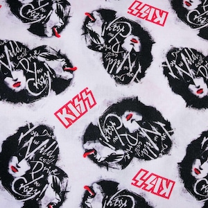Tessuto di cotone bianco e nero con motivo rock metal band Kiss anni '80 e '90, musica che ti fa impazzire CP71057