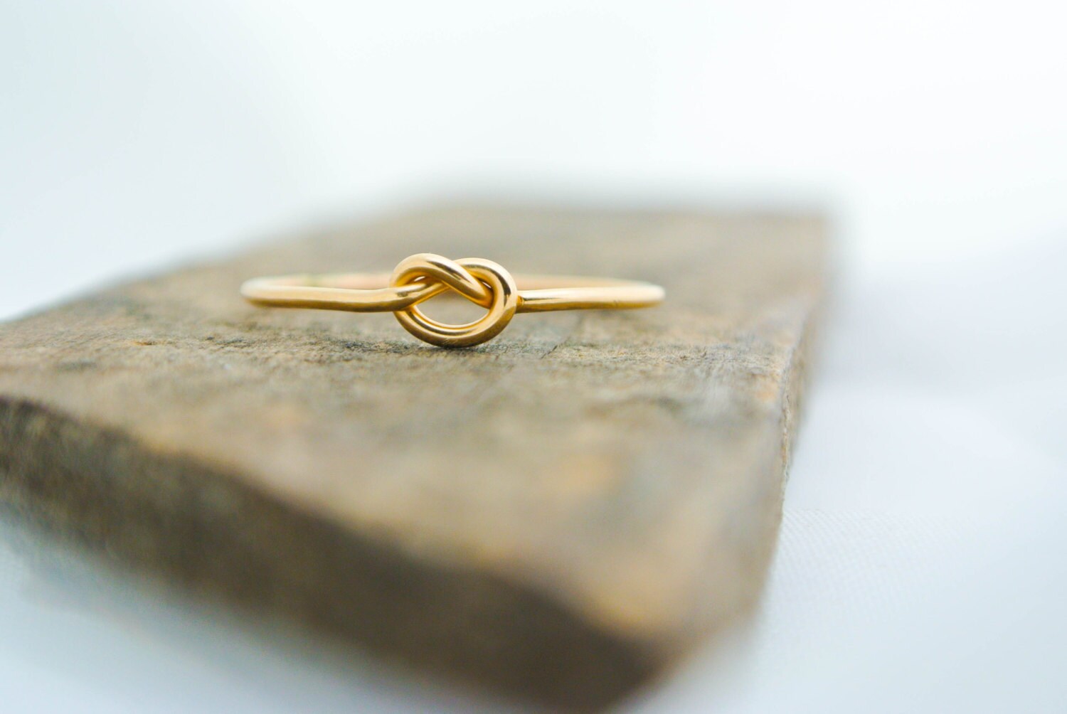 Gold Love Knot Ring 14K Gold Filled Friendship Ring Dainty Tie the Kn…