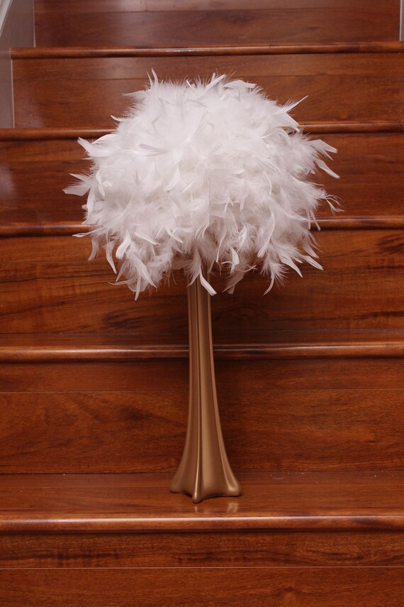 feather kissing ball 12 with 16 gold