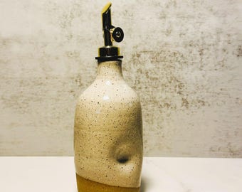 Ceramic Olive Oil Bottle: Speckled White Pottery Cruet with Gold Pourer