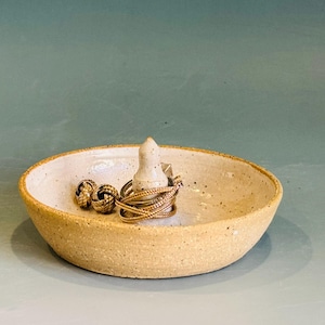 Ceramic Ring Dish | Handmade Wheel-Thrown Speckled Clay with White Glaze | Perfect Gift for Jewelry Lovers