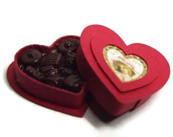 Dolls House Miniature Valentines Heart ChocolateS 1/12th Scale
