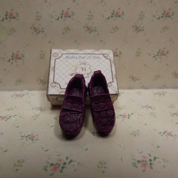 1/12th Scale Miniature Mens Magenta Textured Leather Loafer Shoes