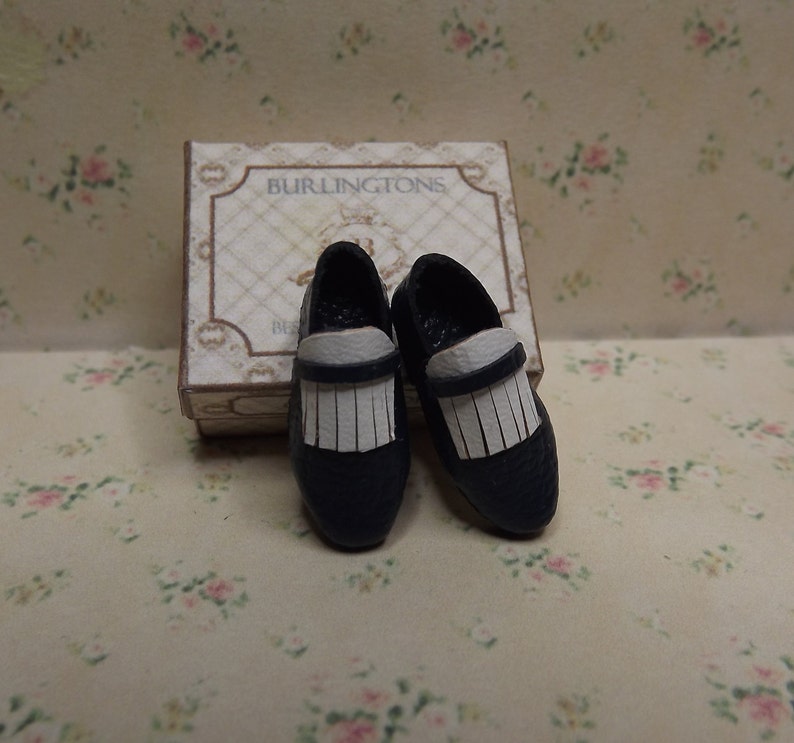 1/12th Scale Miniature Mens Blue Leather Golf Shoes. image 3