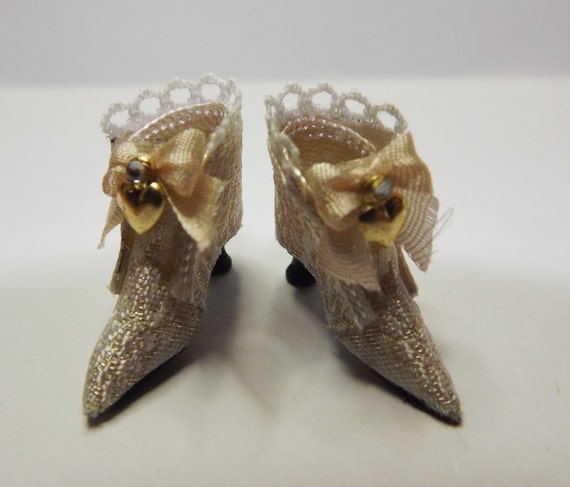 Dolls House Miniature Victorian Style Wedding Boots