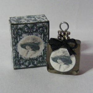 Perfume Bottle & Matching Box 1/12th Dolls House Miniature