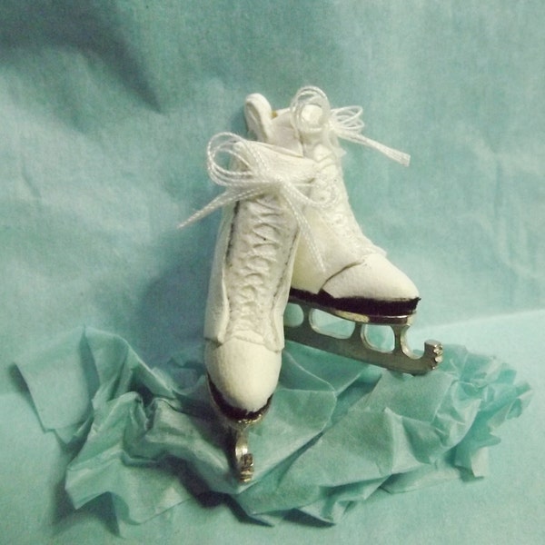 Maison de poupées Miniature 1/12ème bottes de patin à glace en cuir véritable