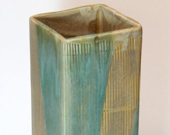 Cilinder vase for ikebana