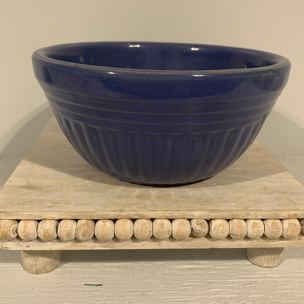 Vintage Blue Ware Mixing Bowl Crock/Stoneware. Small 5 3/8” , 2 3/8” Tall. Condition is Used. 1 crack in bottom of bowl. Great for display.