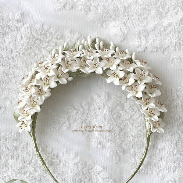 Coiffe de mariée en fleurs d'oranger. Casque de mariée. Couronne florale. Casque de mariage. Modèle 712