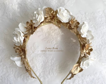 Roses bridal headpiece. Bridal floral crown. Bridal crown. Wedding headpiece. Style 556