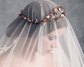 Blossoms crown. Gold bridal crown. Floral crown. Bridal headpiece. Gold headpiece. Bridal crown. Style 509