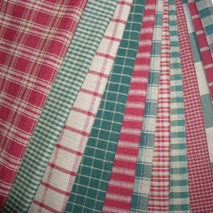 Christmas Fat Quarter Bundle 12 Piece Berry Green Khaki Homespun Fat Quarter Bundle Quilting Ragging Kitchen Sewing Red Tan Cotton Fabric