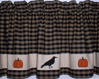 Hand Painted Crows and Pumpkins Homespun Valances Tiers Runners Hand Towels Fall Autumn Home Decor Primitive Country Curtains Harvest