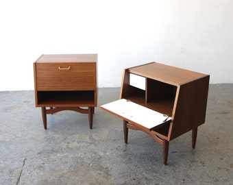 Pair of Merton Gershun for American of Martinsville Mid Century Nightstands