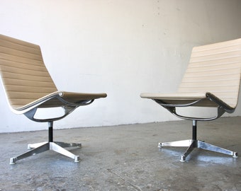 Pair 1960s Herman Miller Eames Aluminum Group Lounge Chair