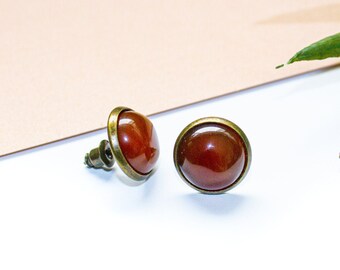 Clous d'oreilles en cornaline pour l'assurance, bijoux pour chakra sacré, boucles d'oreilles avec pierres précieuses orange, cadeau minimaliste, sans nickel