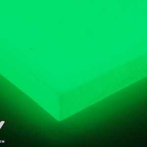 1/8&quot;, 1/4&quot;, 1/2&quot;, 1&quot; Ultra Green TurboGlow Glow In The Dark Plate CarbonWaves