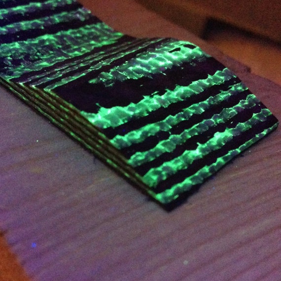 1/4 Green Glowwaves Carbon Fiber Set of 2 Knife Scales Carbonwaves