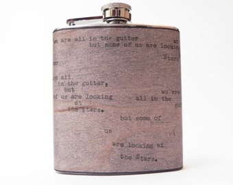 Vintage Typewriter Real Wood Flask : Oscar Wilde Quote "looking at the stars" Wedding Gift, Gifts for Men, Groomsmen gift, father, boyfriend