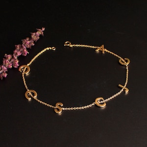 Pulsera de letras de oro de 14 k, regalo de San Valentín con inicial familiar para niños, para madres y abuelas, pulsera personalizada con cadena tipo cable delicada