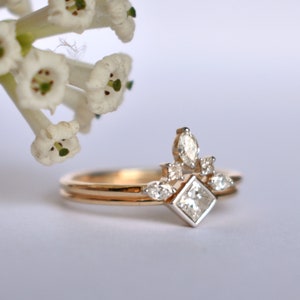 Princess Diamond Wedding Ring Set, 14k Solid Gold Bridal Engagement Ring Set, Marquise Diamond Chevron V Wedding Band, Diamond Set image 4