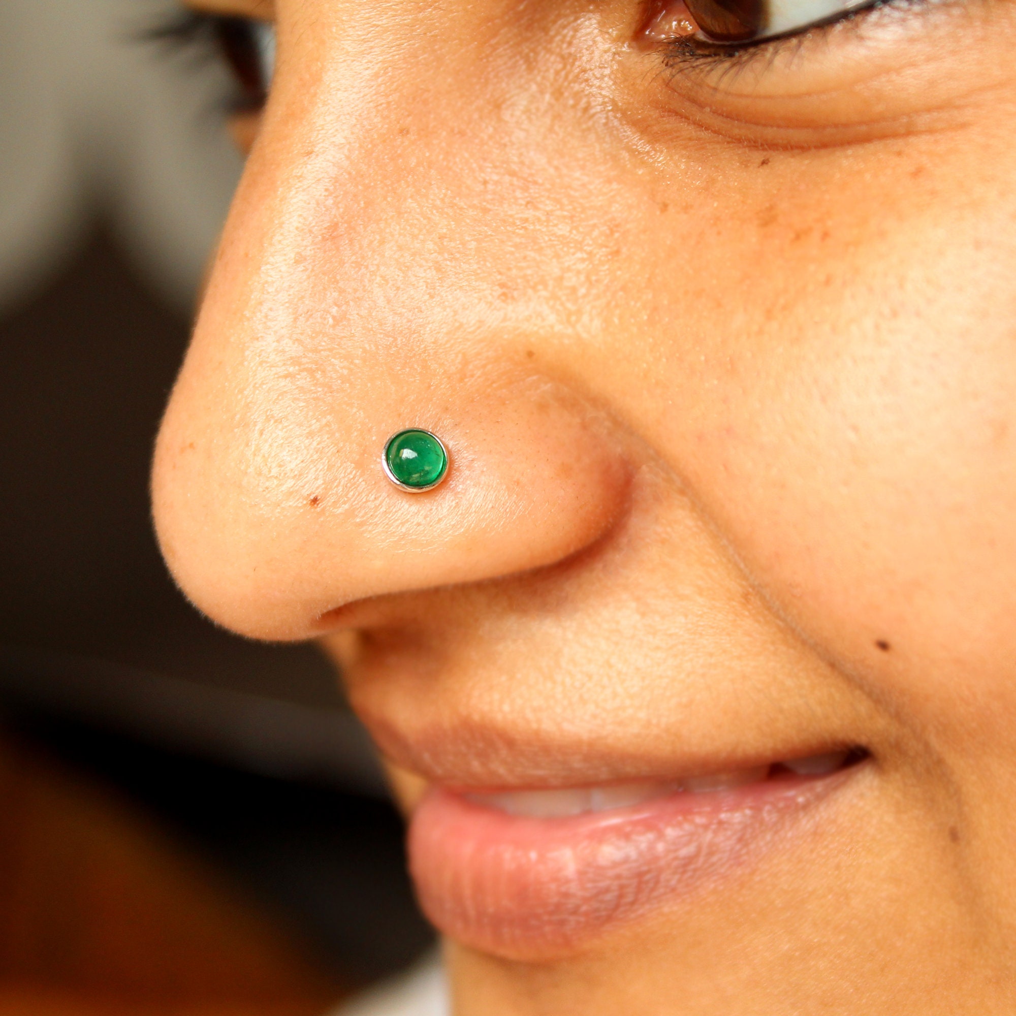 5mm Natural Green Emerald C L Wire Twist Nose Stud 14k 18k Solid Gold Nostril Piercing Jewelry Round Cabochon Big Gemstone Bezel Stud Etsy