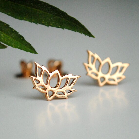 Lotus studs best sale