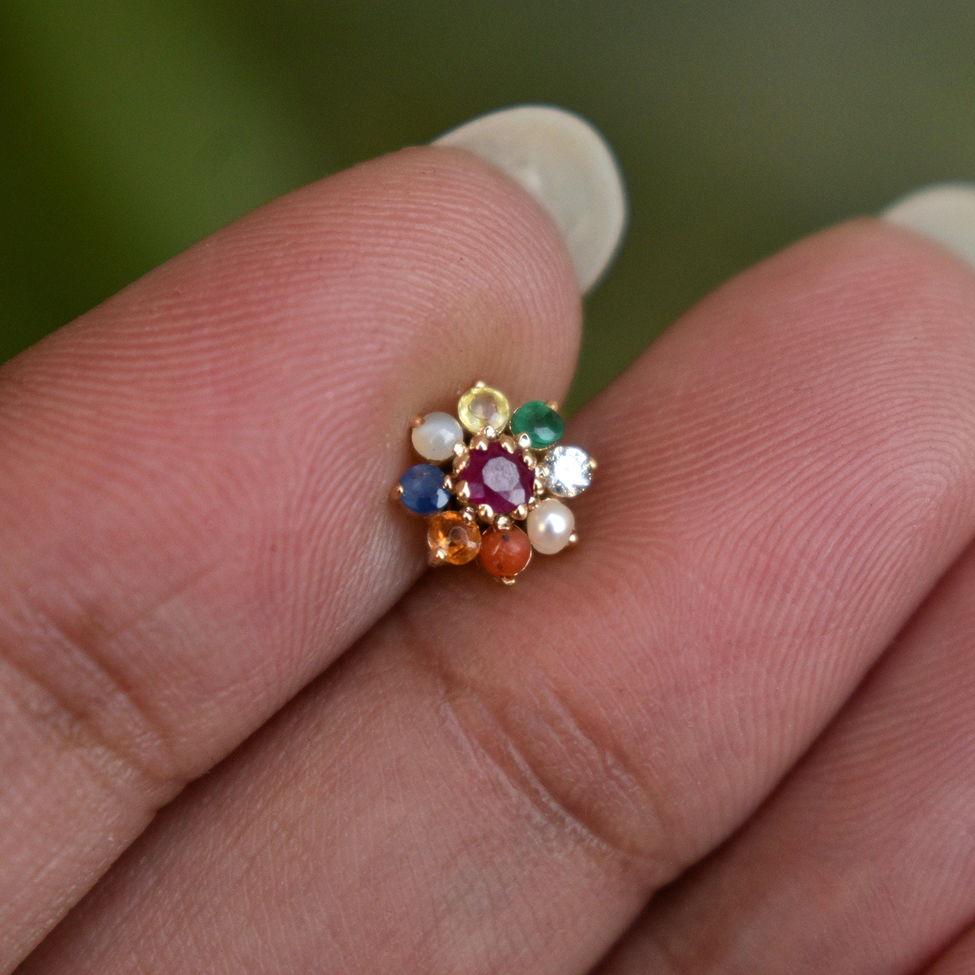 Navaratna nose pin clearance