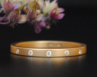 2mm 5 Flush Set Diamond Wedding Ring, 14k 18k Solid Gold Stack Band, Midi Thumb Ring, Right Hand Ring, Gold Spacer Ring