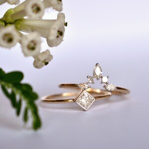 Princess Diamond Wedding Ring Set, 14k Solid Gold Bridal Engagement Ring Set, Marquise Diamond Chevron V Wedding Band, Diamond Set image 5