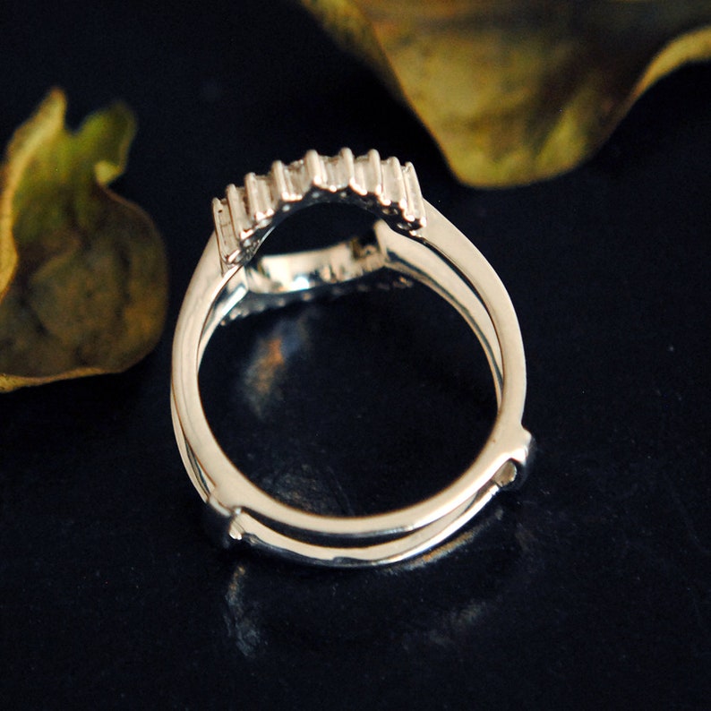 Oval Ring Guard Diamond Classic Halo Ring Enhancer 14K Gold Etsy Sweden