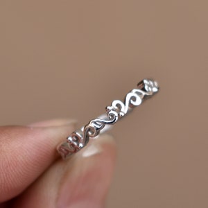 14k 18k Solid Gold Ivy Vine Wedding Band, Dainty Floral Filigree Wedding Ring, Petite Lace Ring, Straight Stack Band, Art Nouveau