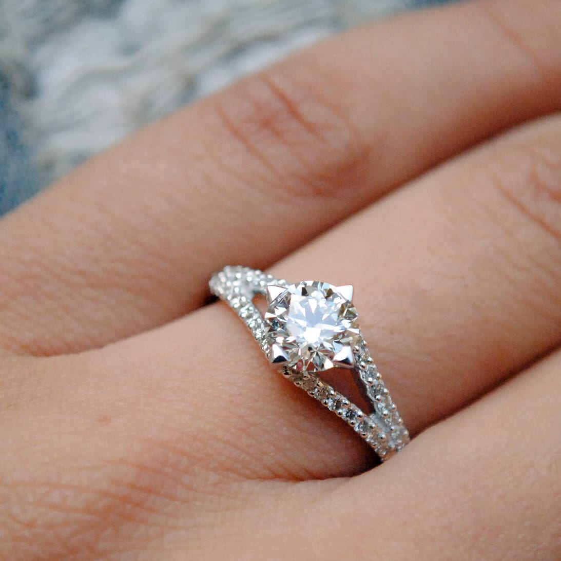 Single stone diamond ring price deals