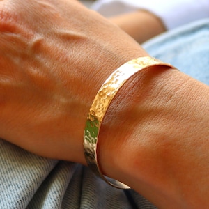 Hammered Gold cuff Bracelet for Women | Personalized Gift For Her | 14K Gold Filled Bangle | Statement Jewelry | Adjustable Stackable Bangle