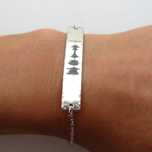 Sound Wave Bracelet, Voice Recording Sterling Silver Engraved Bracelet - Waveform Bracelet Soundwave Jewelry Voice Message Christmas Gift