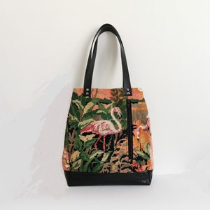 Handbag shoulder strap, type bag, large front pocket with zip, recycled vintage canvas. Flamingos. Upcycling. Recycled. Sustainable image 2