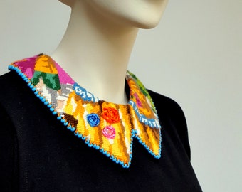 False collar "Marquise" recycled vintage canvas - hand embroidered tapestry. Jewel collar, facing, collar collar, creation, unique piece. Upcycling.