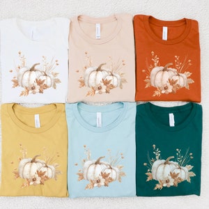 Fall Pumpkin Shirt, Autumn Tee, Pumpkin Spice, Fall Apparel, Pumpkin Shirt, Fall Fashion, Autumn Leaves, Halloween Shirt, Cozy Fall Tee bild 2