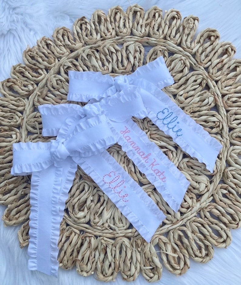 Personalized Bow, Monogrammed Bow, Embroidered Bow - Etsy