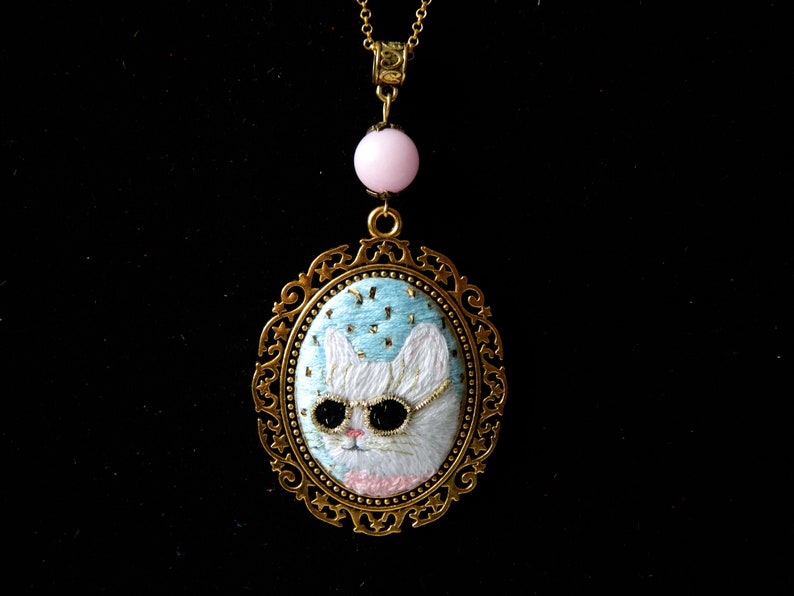 pendant cat with sunglasses embroidery jewelry kitty embroidery necklace glam cat pendant first anniversary gift for her white cat jewelry