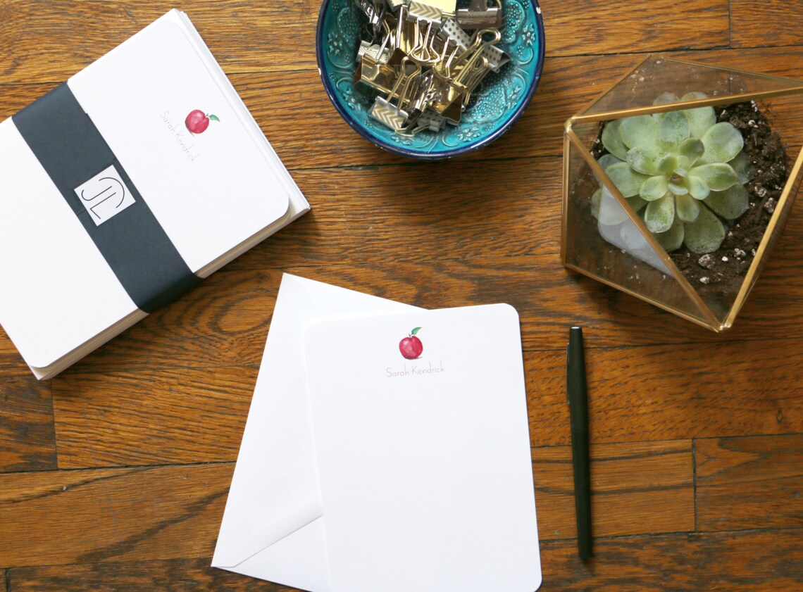 Customized Apple Stationery set of 12 cards envelopes Etsy Italia